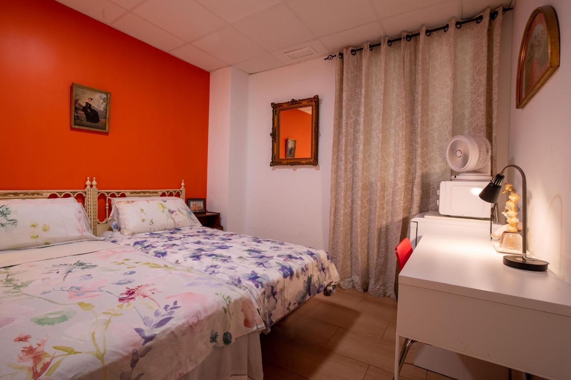 ולנסיה Mirador 2 Del Mercado Central - Habitacion Con Bano Privado En El Centro De La Ciudad Vella מראה חיצוני תמונה